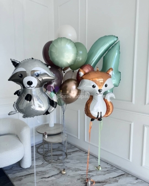 Шары мальчику на 4 года с лисой и енотом