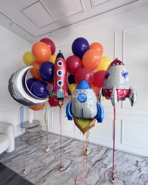 Шары для мальчика разноцветные Космос