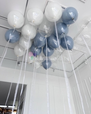 Шары под потолок голубые и белые