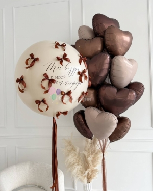 Шары шоколадные для девушки с бантиками