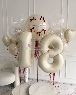 Шары девушке на 18 лет кремовые