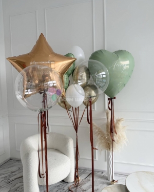 Шары на выписку мальчика с Баблс шарами