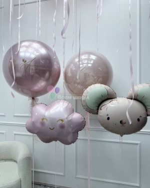 Шары на выписку девочки розовые с мышкой