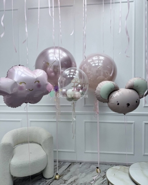 Шары на выписку девочки розовые с Баблс шарами