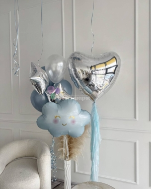 Шары на выписку мальчика голубые со звездой