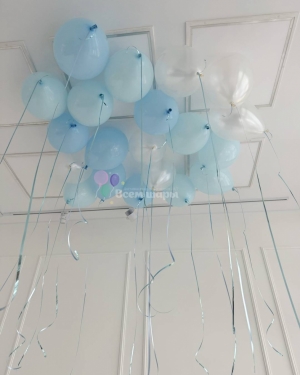 Шары под потолок на выписку мальчика голубые