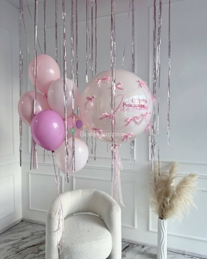 Шары девочке на день рождения розовые с шарами под потолок