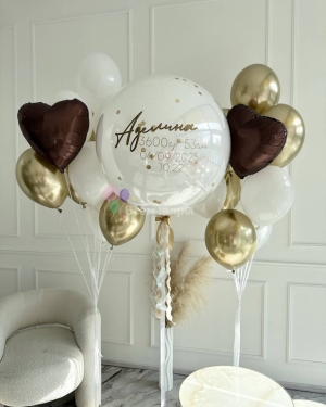 Шары на выписку девочки с шоколадными звездами