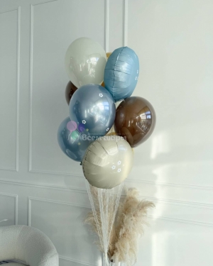 Фонтан из шаров девочке на день рождения