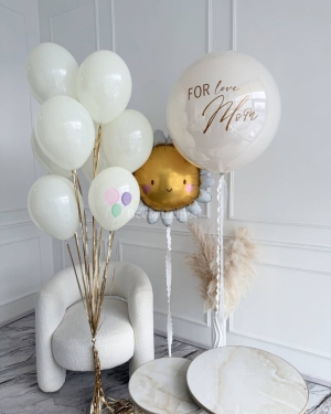 Шары на День матери с ромашкой