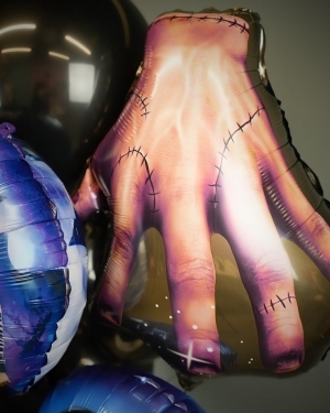 Шар Фигура, Мрачная стори, Вещь